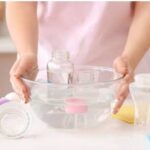 बच्चे की दूध की बोतल साफ करते समय जरूर रखें इन 5 बातों का ध्यान (डायटीशियन प्रियंवदा दीक्षित)