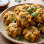 स्वादिष्ट और कुरकुरे सूजी के पकौड़े की रेसिपी