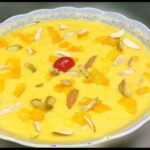 आम की बाकी सभी रेसिपी से हो गए हैं बोर तो बनाएं स्वादिष्ट आम की खीर।